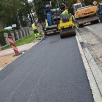 Trwa budowa chodnika wraz z oświetleniem na Wita - 18 września