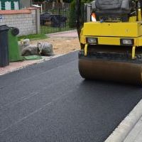 Trwa budowa chodnika wraz z oświetleniem na Wita - 18 września