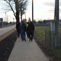 Wzdłuż ulicy Pszennej powstał chodnik i oświetlenie LED