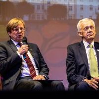Gala z okazji 30-lecia Odrodzonej Samorządności Bierunia (7)