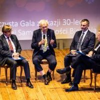 Gala z okazji 30-lecia Odrodzonej Samorządności Bierunia (9)