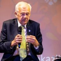 Gala z okazji 30-lecia Odrodzonej Samorządności Bierunia (10)