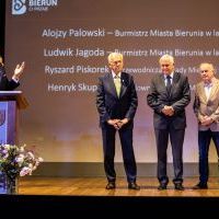 Gala z okazji 30-lecia Odrodzonej Samorządności Bierunia (11)