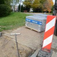 Trwa remont chodników na Chemików (2)