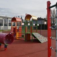 Zmodernizowany plac zabaw przy SP1 (1)