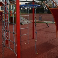 Zmodernizowany plac zabaw przy SP1 (2)