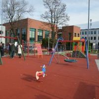 Zmodernizowany plac zabaw przy SP1 (2)