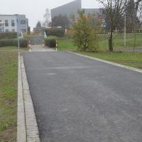 Droga dojazdowa do bloku nr 5-5e przy ulicy Granitowej (1)