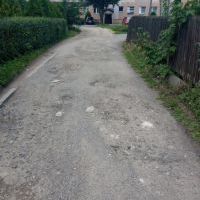 Droga osiedlowa na Homera przed przebudową (5)