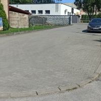 Droga osiedlowa na Homera przed przebudową (9)
