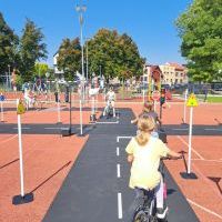 Mobilne miasteczko ruchu drogowego na terenie SP1 (6)