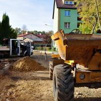 Prace na osiedlu Chemików między budynkami 125-139  (5)