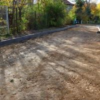 Prace na osiedlu Chemików między budynkami 125-139  (7)