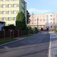 Droga osiedlowa na Homera po przebudowie - listopad 2023 (2)