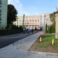 Droga osiedlowa na Homera po przebudowie - listopad 2023 (4)