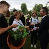 Otwarcie ścieżki dydaktycznej na Skwerze Miast Partnerskich (17)