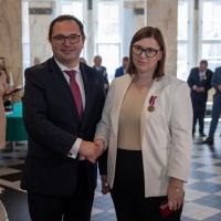 Pracownicy urzędu odznaczeni (2)